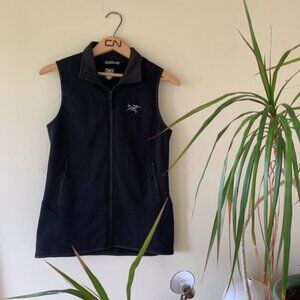 Arc'teryx womens medium lt atom vest - zip up insulating layer - arcteryx